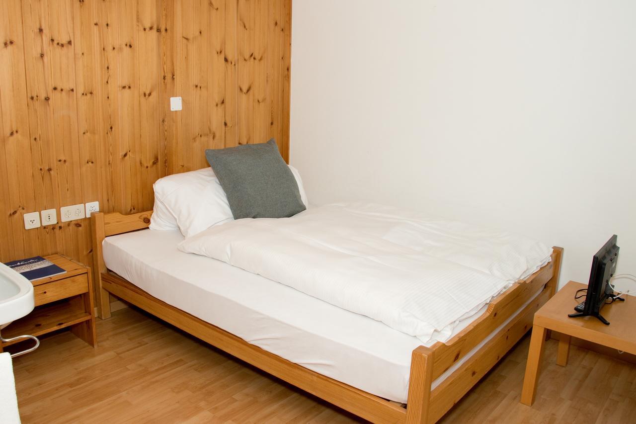 Chamanna Bed & Breakfast Ароза Екстер'єр фото